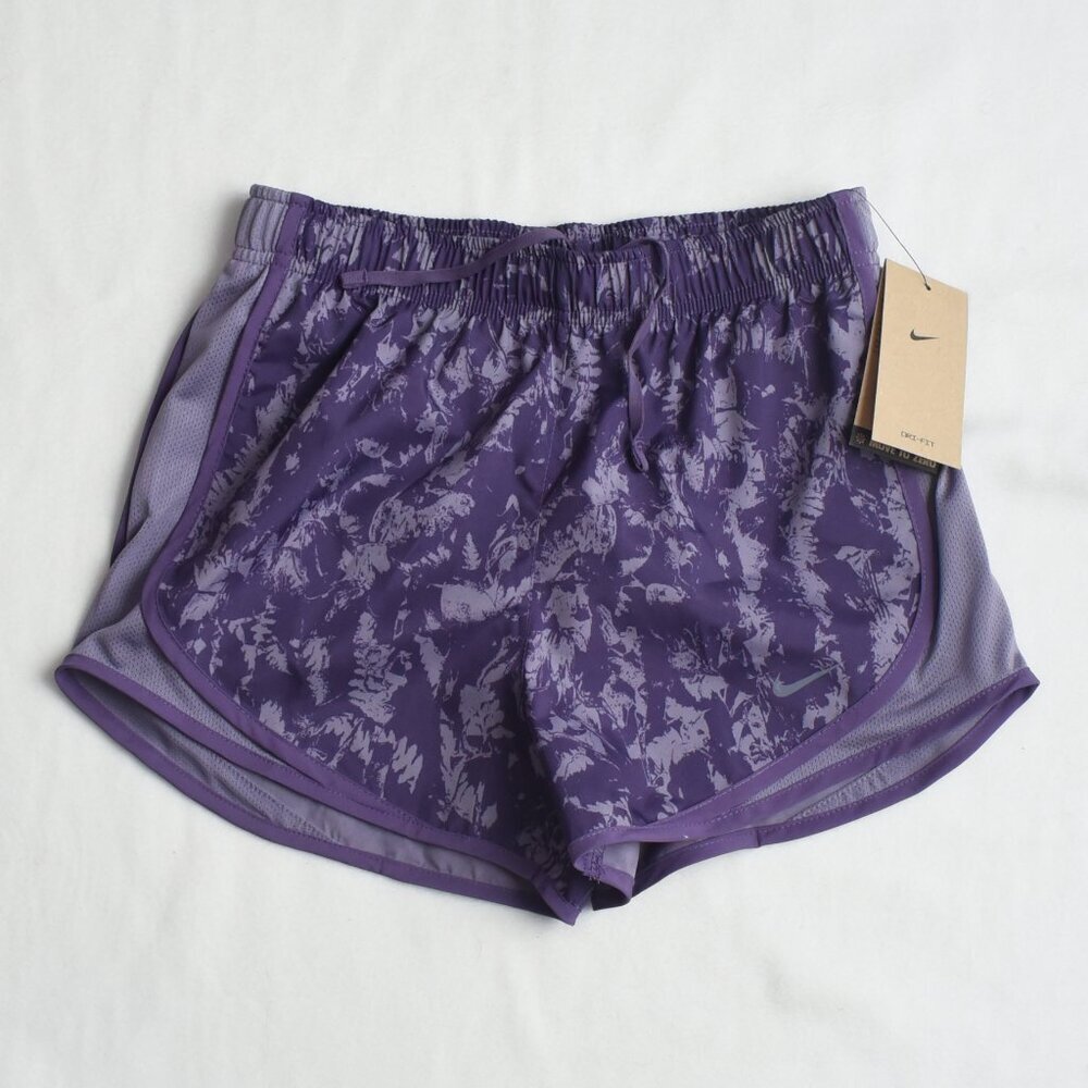 Nike Women's Daybreak (Purple) Tempo Printed Running Shorts (FZ3482-509) Size XS